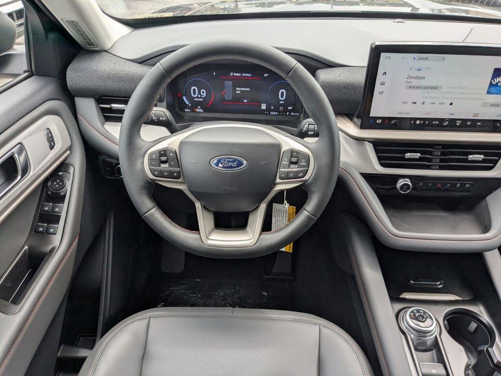 new 2025 Ford Explorer car, priced at $43,325