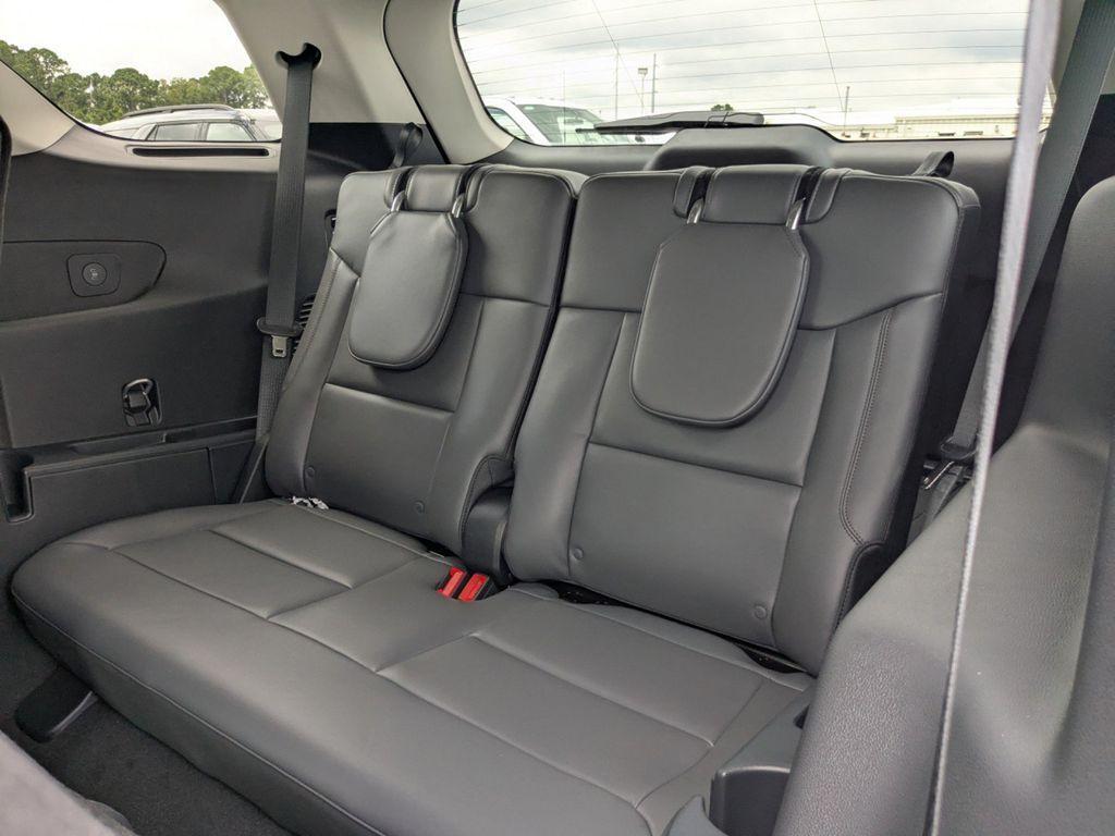 new 2025 Ford Explorer car, priced at $43,325