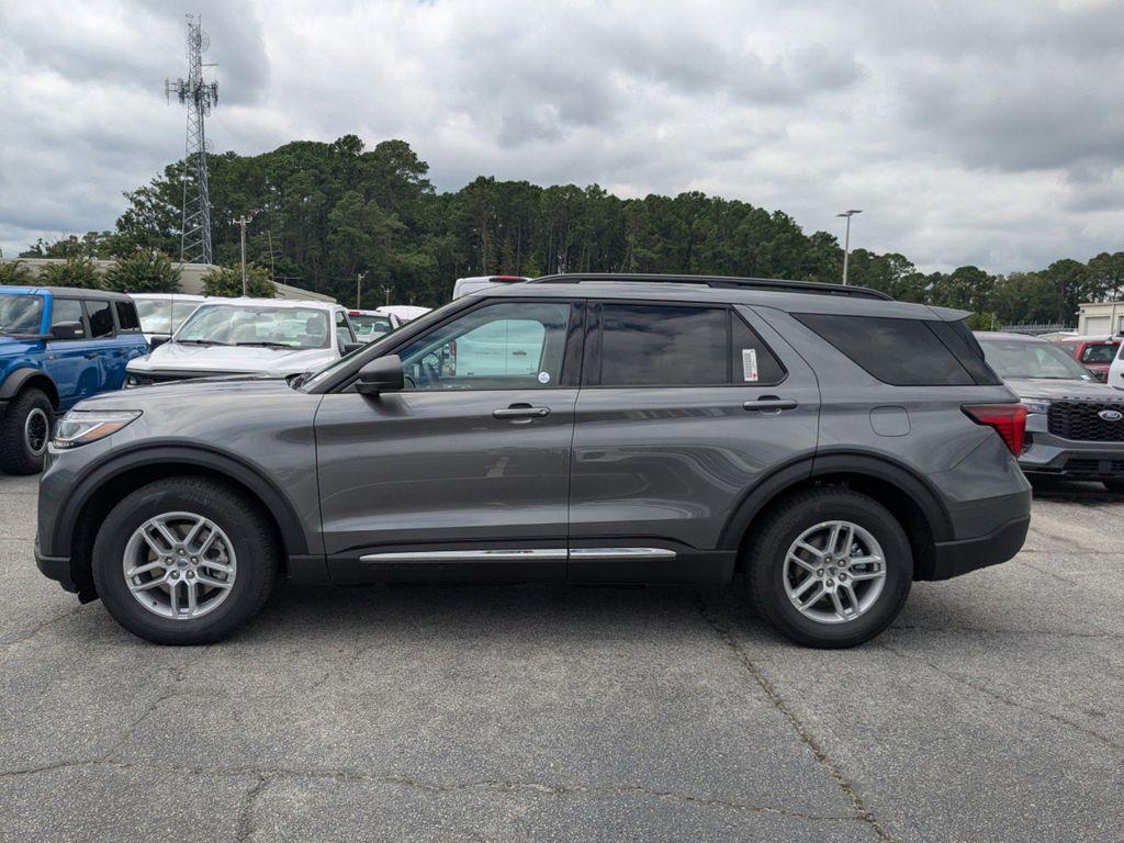 new 2025 Ford Explorer car, priced at $43,325