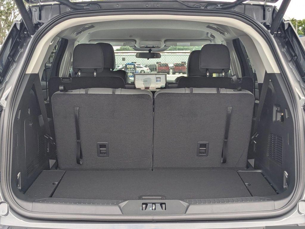new 2025 Ford Explorer car, priced at $43,325