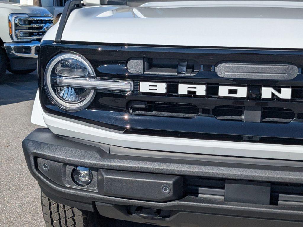 new 2025 Ford Bronco car, priced at $51,750