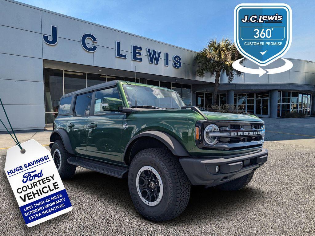 new 2025 Ford Bronco car, priced at $61,450