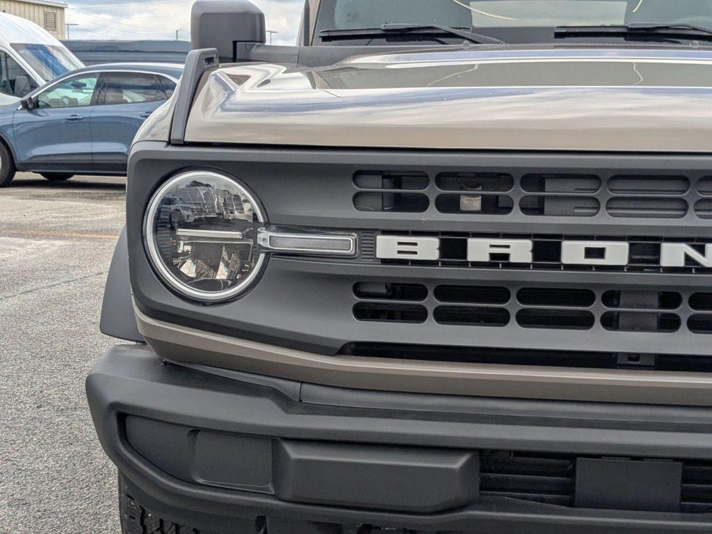 new 2025 Ford Bronco car, priced at $42,945