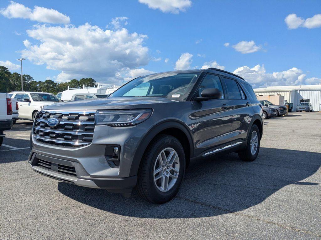 new 2025 Ford Explorer car, priced at $46,320