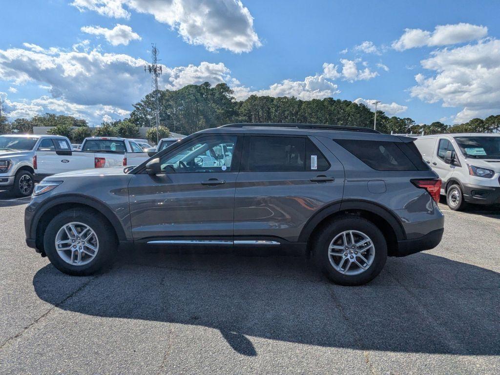 new 2025 Ford Explorer car, priced at $46,320