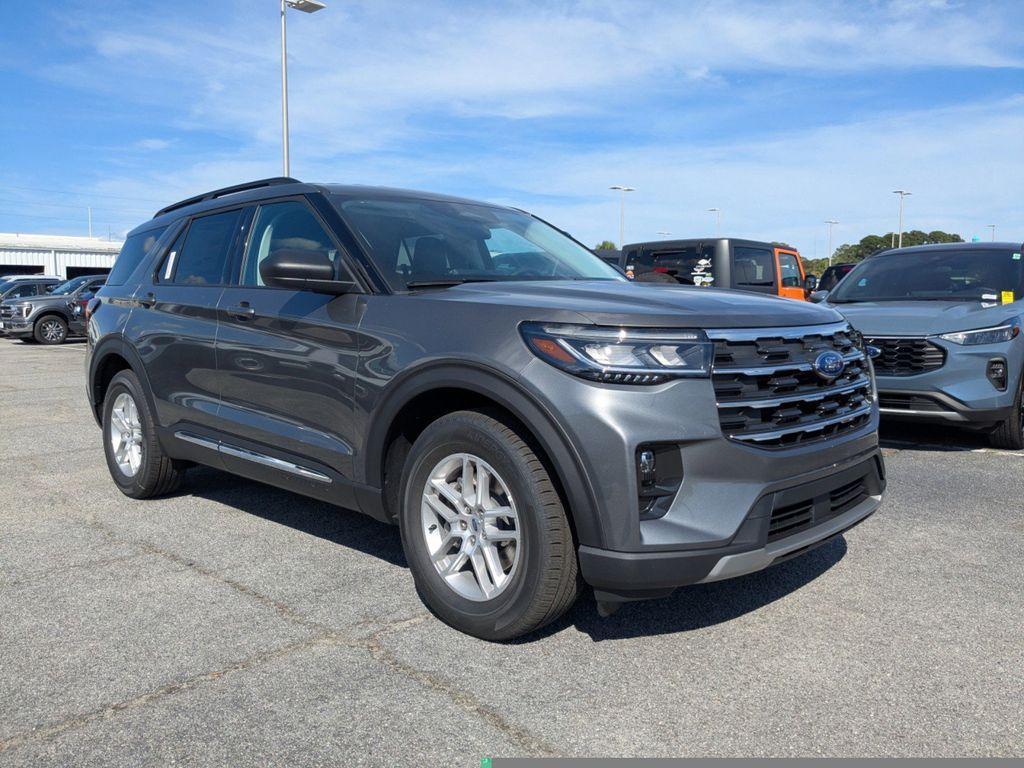 new 2025 Ford Explorer car, priced at $46,320