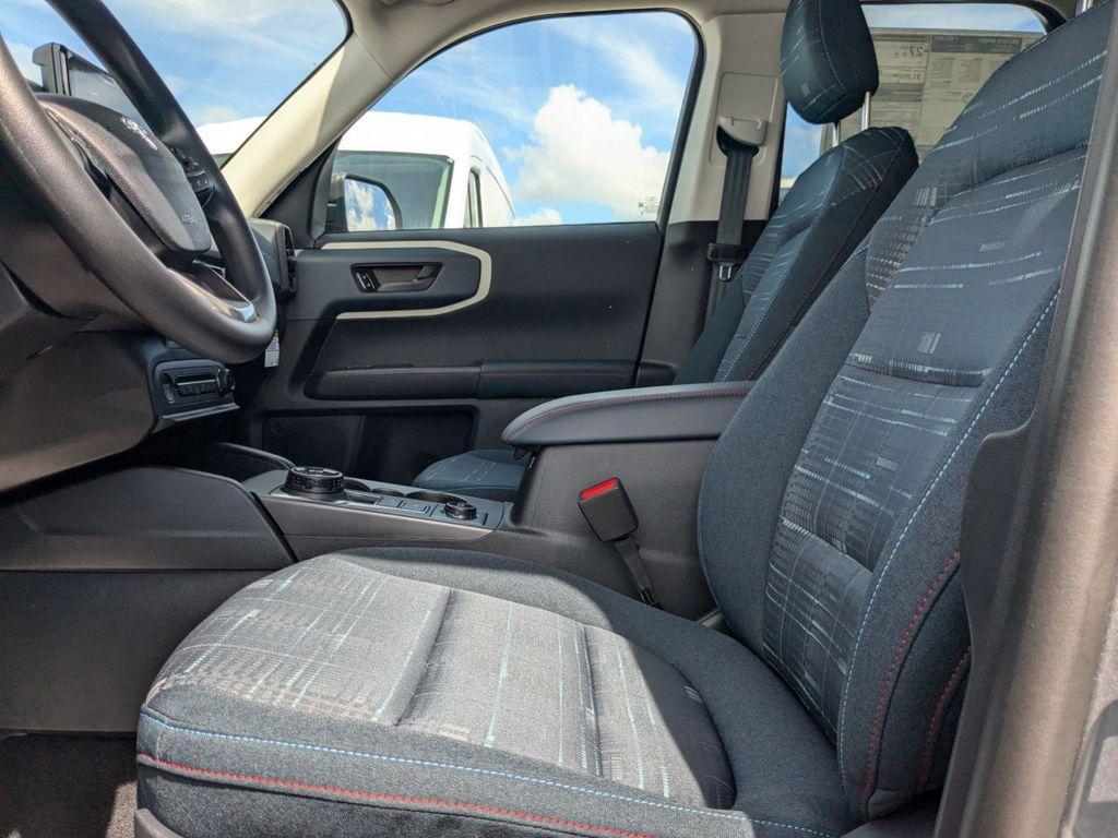 new 2025 Ford Bronco Sport car, priced at $32,990
