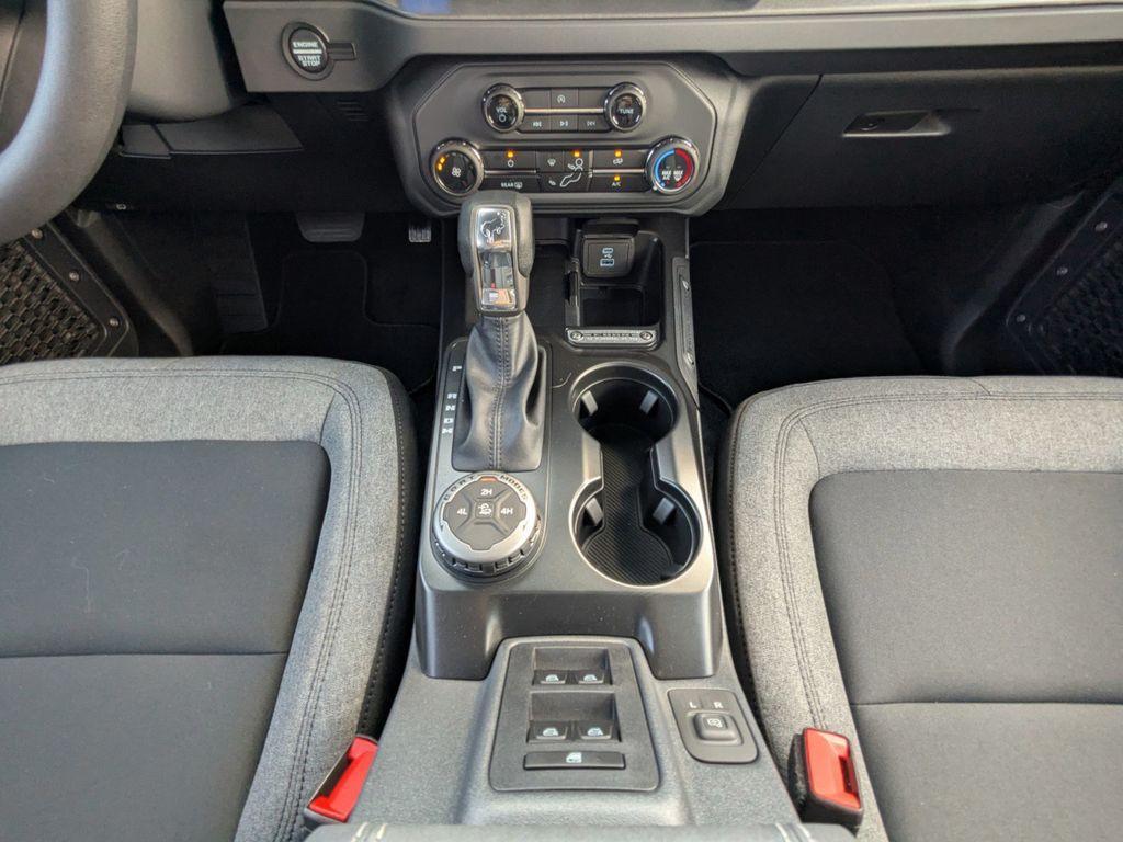new 2025 Ford Bronco car, priced at $39,785