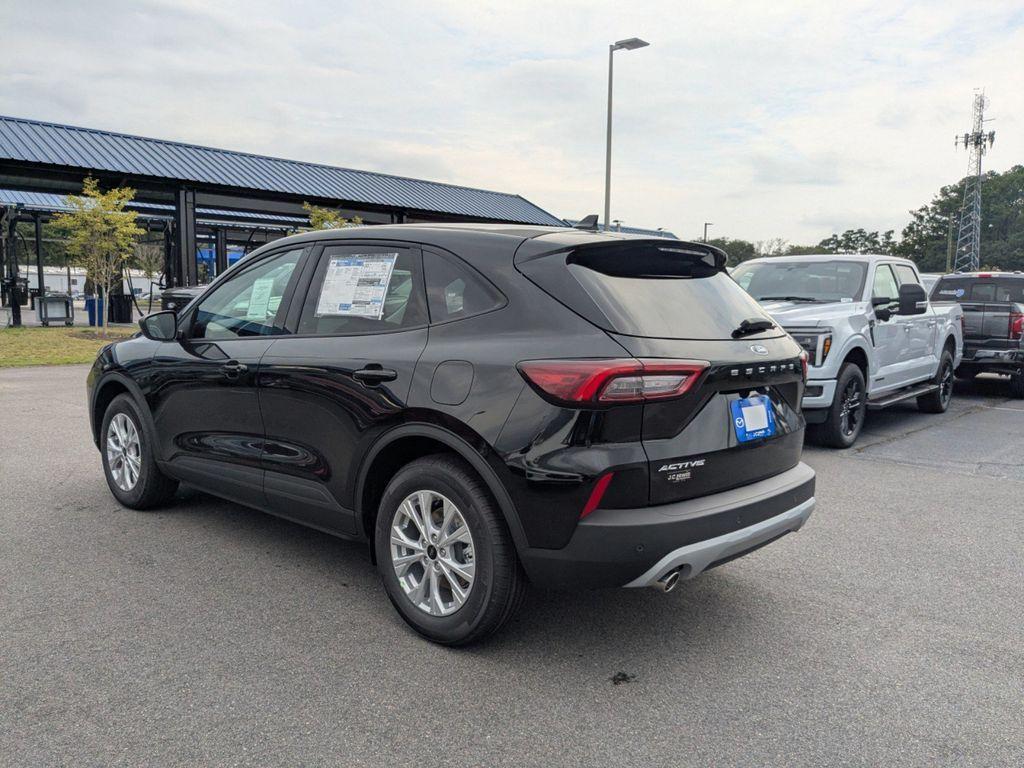 new 2025 Ford Escape car, priced at $27,795