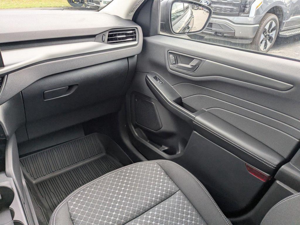 new 2025 Ford Escape car, priced at $27,795