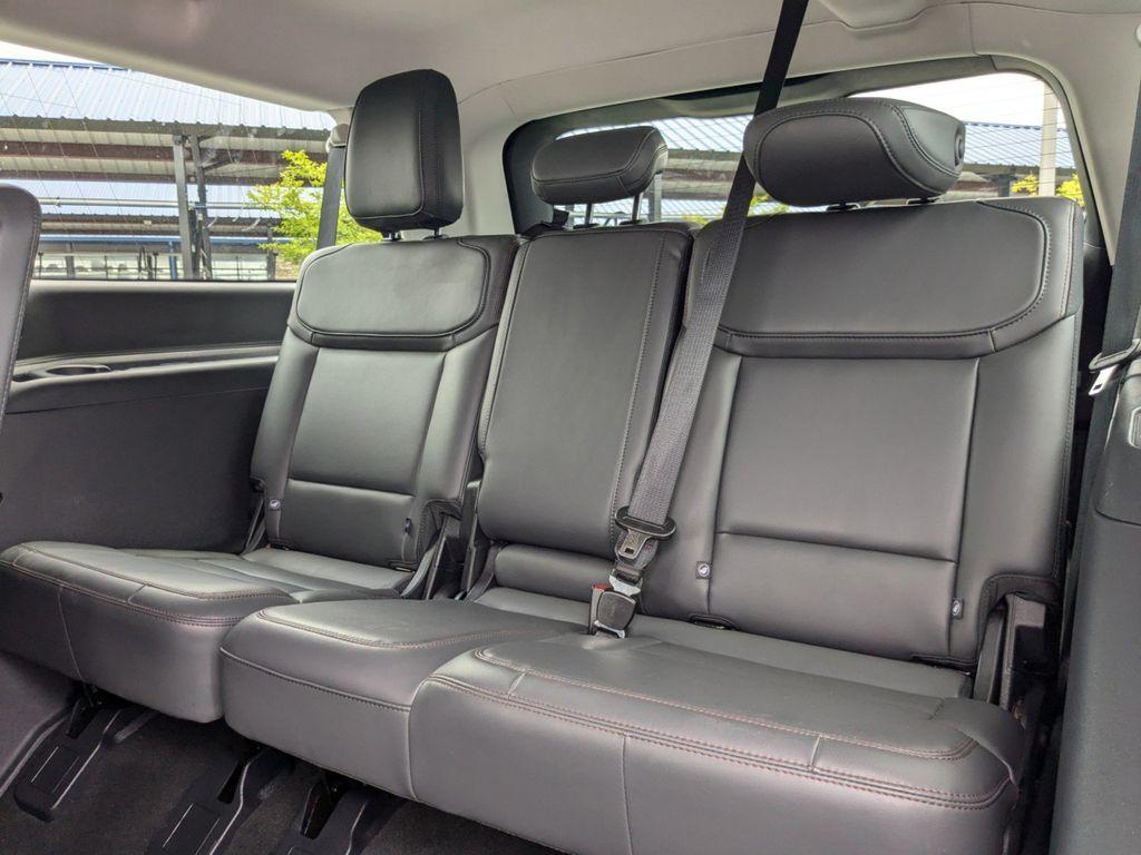 new 2025 Ford Expedition Max car, priced at $70,400