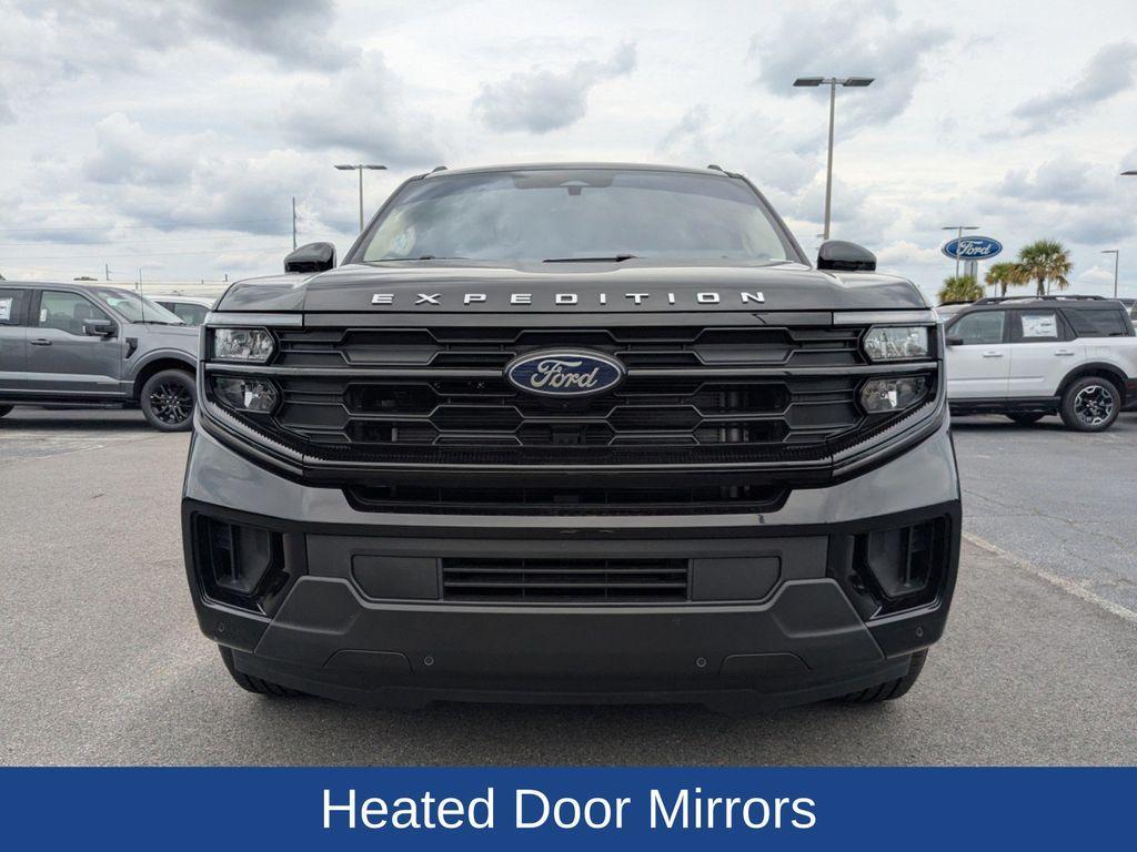 new 2025 Ford Expedition Max car, priced at $71,930