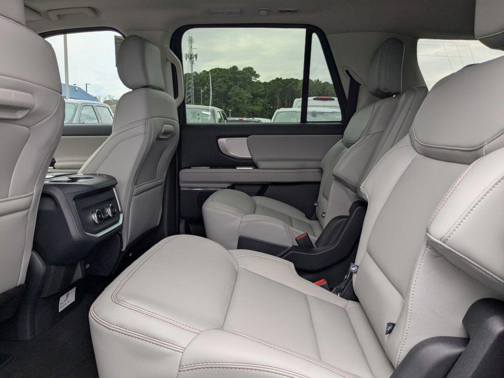 new 2025 Ford Expedition Max car, priced at $71,930