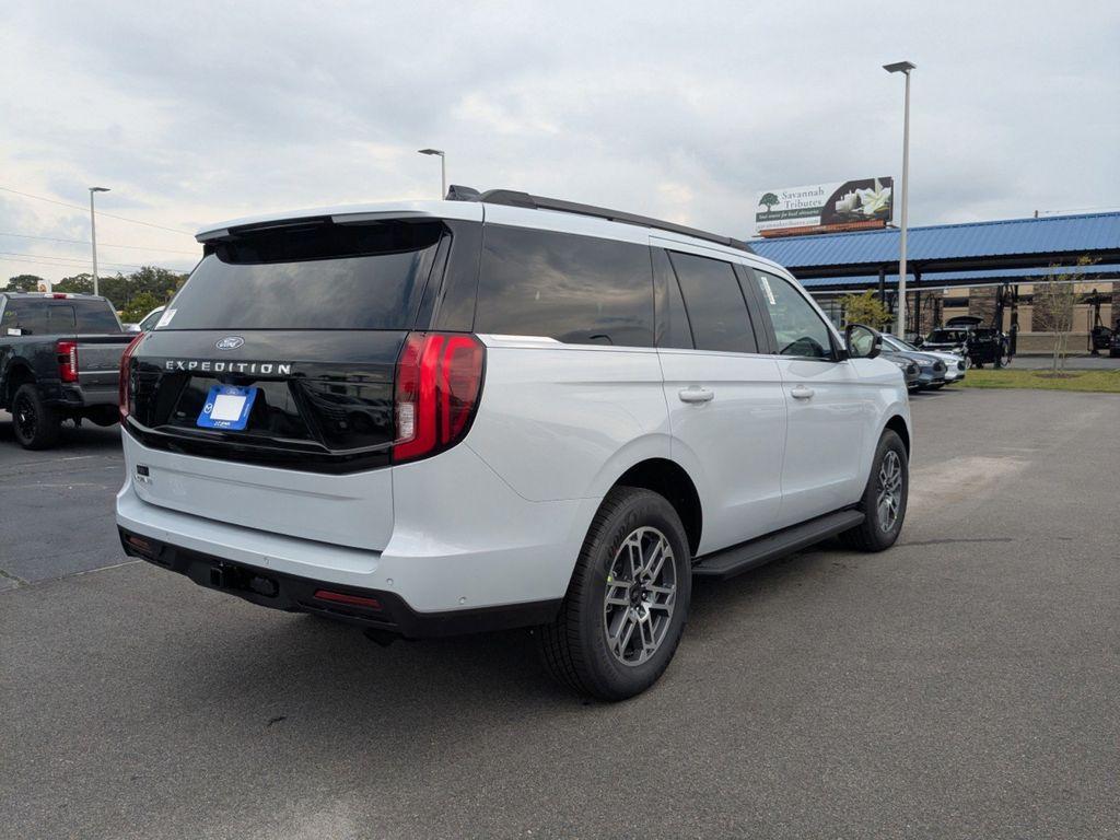 new 2025 Ford Expedition car, priced at $66,930