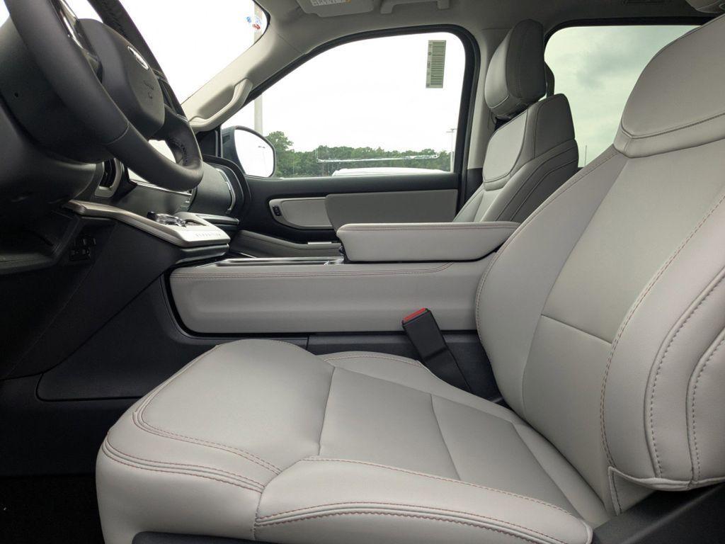 new 2025 Ford Expedition car, priced at $66,930