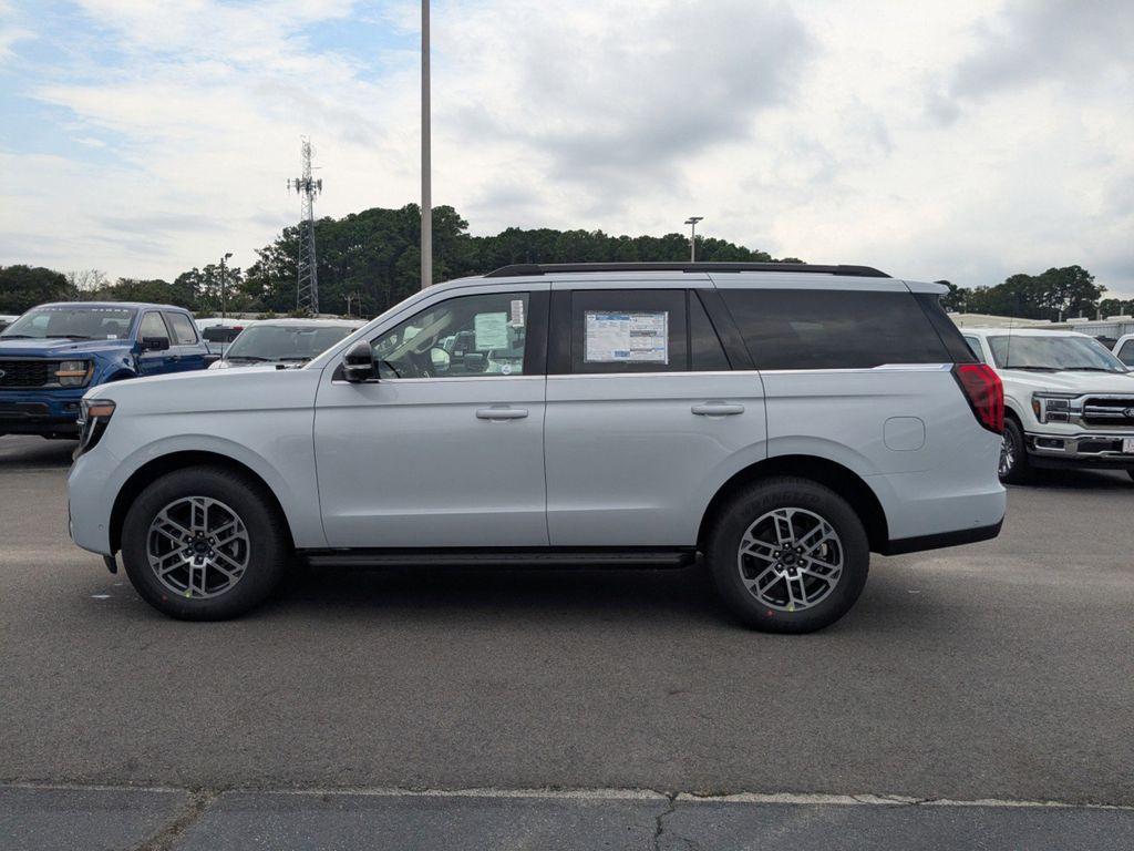 new 2025 Ford Expedition car, priced at $66,930