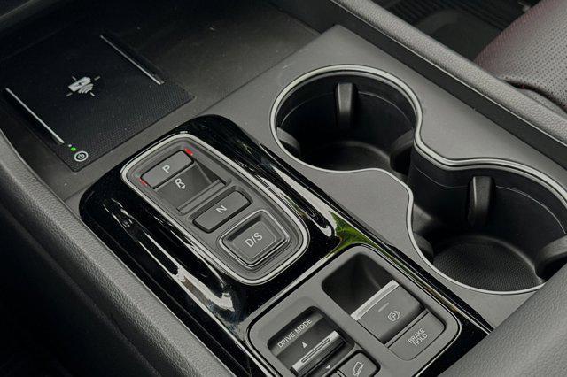 new 2025 Honda Pilot car, priced at $56,075