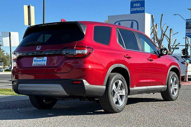 new 2025 Honda Pilot car, priced at $45,350