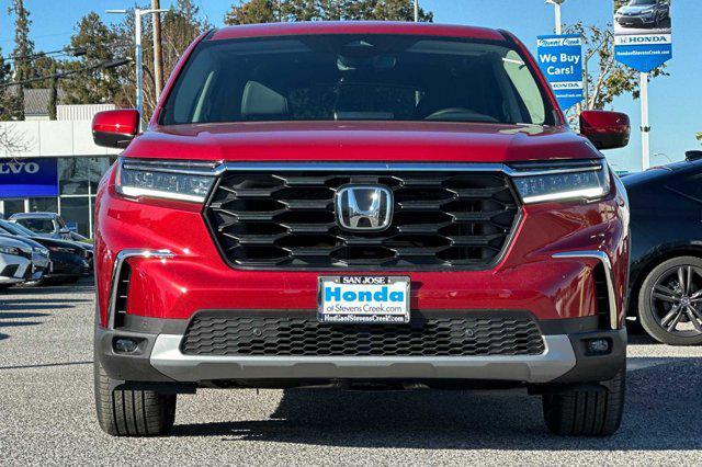 new 2025 Honda Pilot car, priced at $45,350