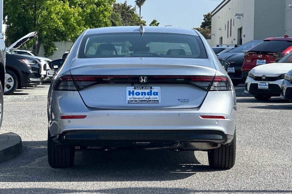 new 2024 Honda Accord Hybrid car