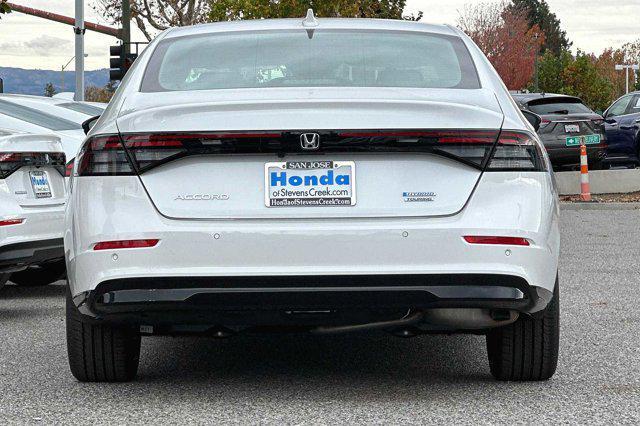 new 2024 Honda Accord Hybrid car