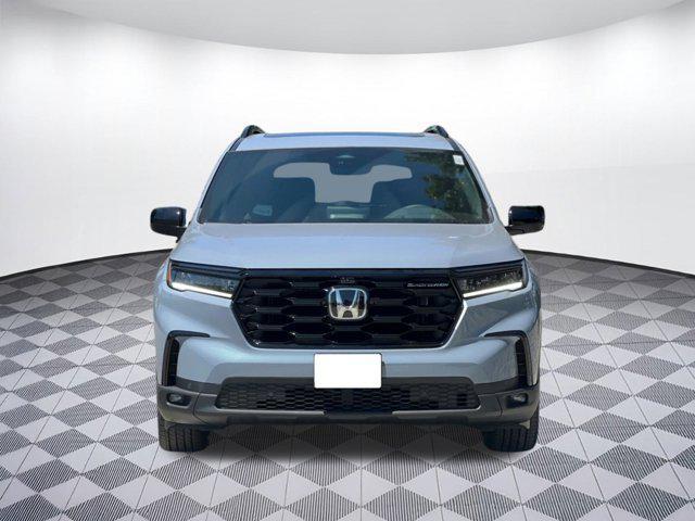 new 2025 Honda Pilot car, priced at $55,531