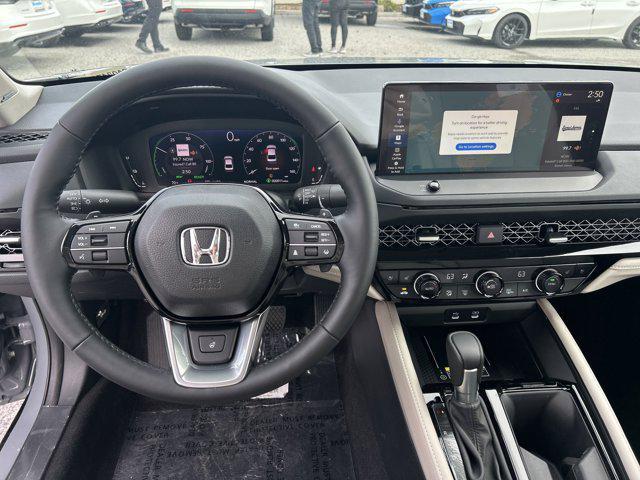 new 2025 Honda Accord Hybrid car, priced at $39,401