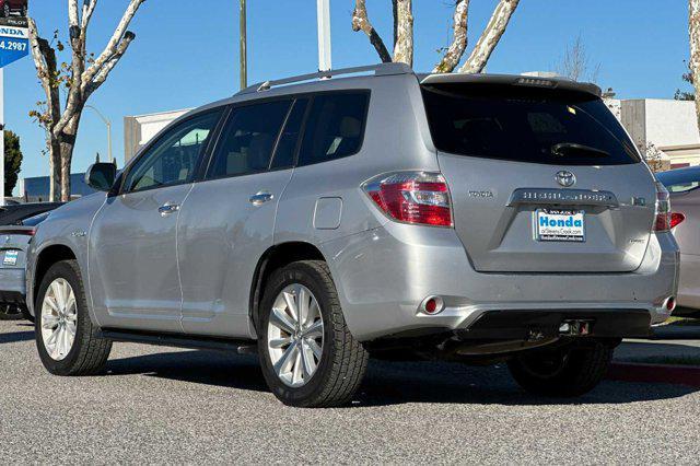 used 2008 Toyota Highlander Hybrid car, priced at $16,999