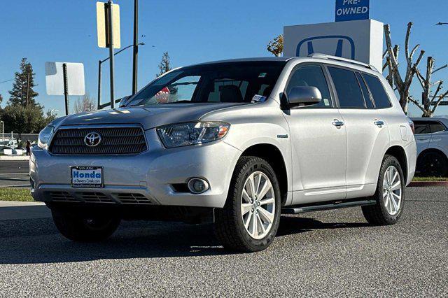 used 2008 Toyota Highlander Hybrid car, priced at $16,999