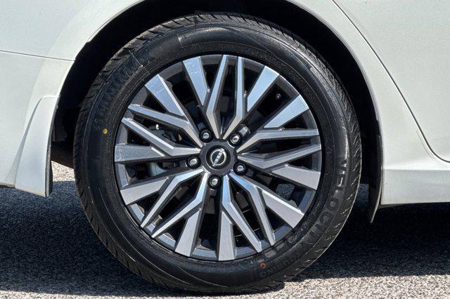used 2023 Nissan Altima car, priced at $17,997
