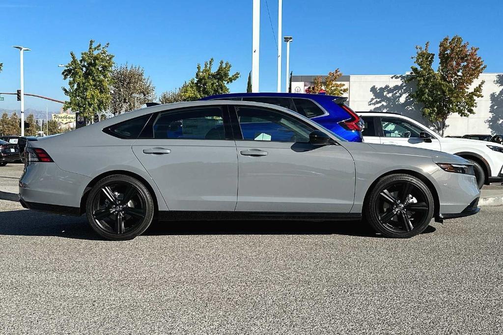 new 2024 Honda Accord Hybrid car