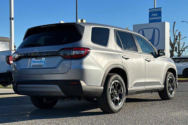 new 2025 Honda Pilot car, priced at $46,795