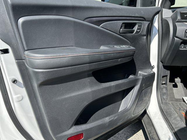 used 2023 Honda Passport car, priced at $36,998