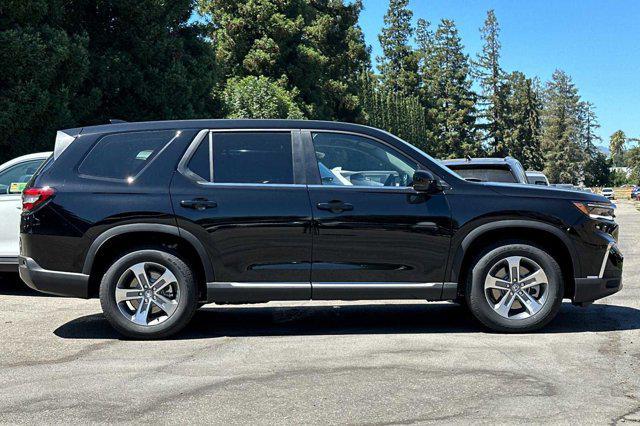 new 2025 Honda Pilot car, priced at $46,995