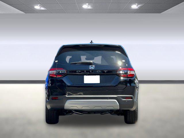 new 2025 Honda Pilot car, priced at $44,995