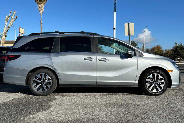 new 2025 Honda Odyssey car, priced at $43,670