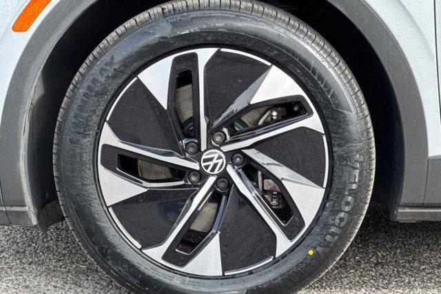used 2022 Volkswagen ID.4 car, priced at $18,597