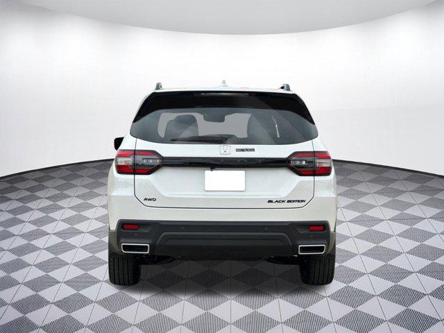 new 2025 Honda Pilot car, priced at $55,481
