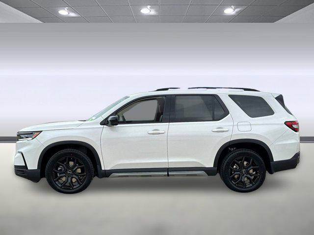 new 2025 Honda Pilot car, priced at $54,982