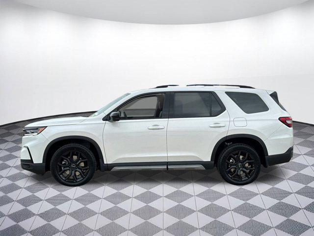 new 2025 Honda Pilot car, priced at $55,481