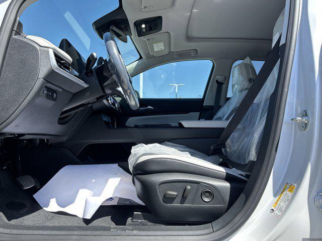 new 2025 Honda Prologue car, priced at $54,601