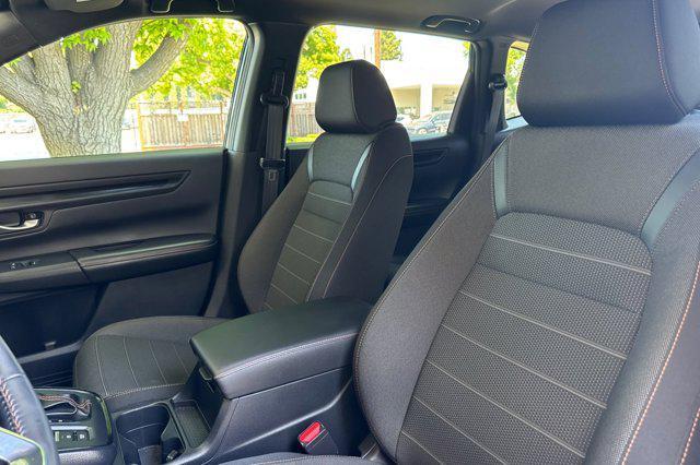 used 2025 Honda CR-V Hybrid car, priced at $33,999