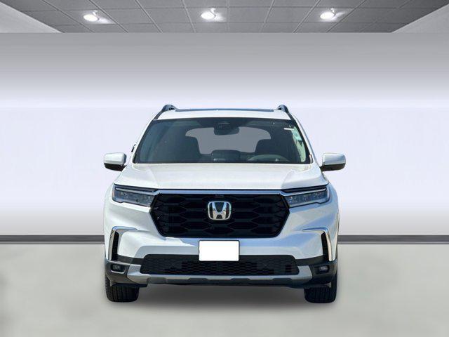 new 2025 Honda Pilot car, priced at $55,030