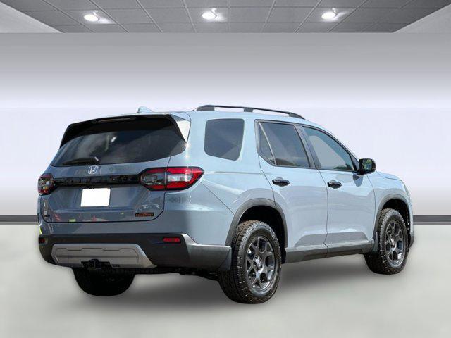 new 2025 Honda Pilot car, priced at $51,350