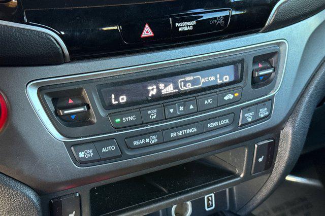 used 2022 Honda Pilot car, priced at $27,588