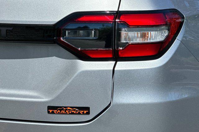 new 2025 Honda Pilot car, priced at $50,895