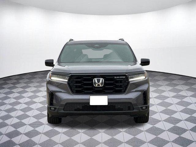 new 2025 Honda Pilot car, priced at $55,031