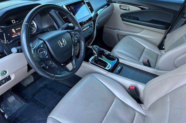 used 2019 Honda Ridgeline car, priced at $27,999