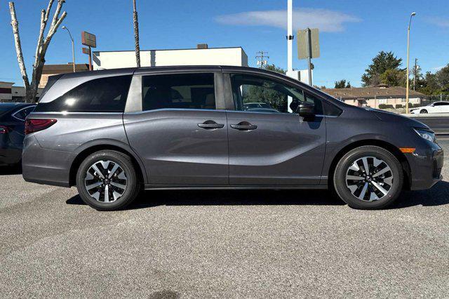 new 2025 Honda Odyssey car, priced at $43,670