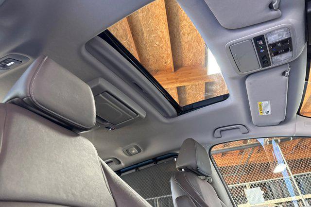 used 2023 Honda Odyssey car, priced at $37,677